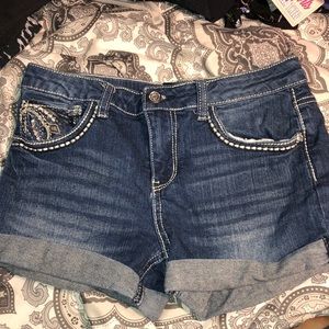 Vanilla star girl jean shorts